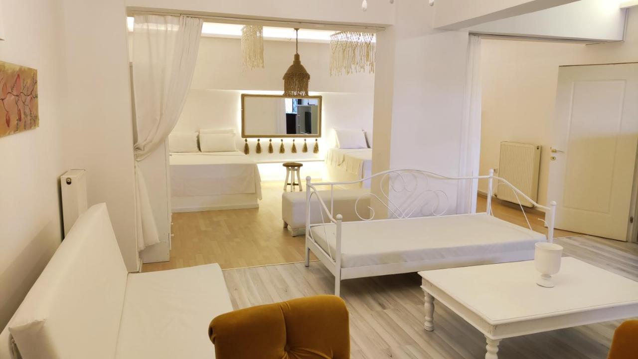 Superior Chic Family Apartment Kalampáka Luaran gambar